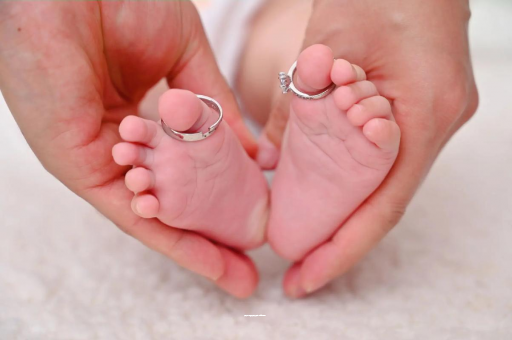 雅安孕妇几个月会腿抽筋